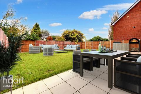 6 bedroom detached house for sale, Cleves Gardens, Leicester