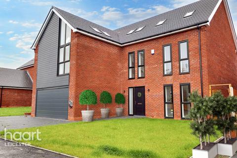 6 bedroom detached house for sale, Cleves Gardens, Leicester