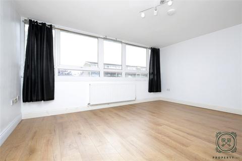 3 bedroom apartment to rent, Highview Gardens, Enfield, London, N11