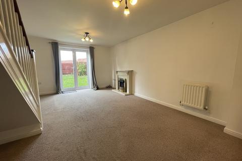 2 bedroom terraced house to rent, Greenwell Road, Witham CM8