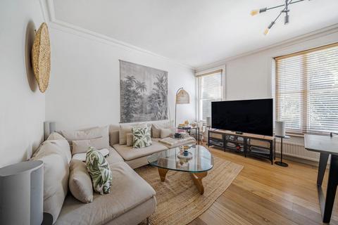 2 bedroom flat for sale, Cromwell Avenue, Highgate