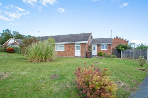 2 bedroom semi-detached bungalow for sale, Chalkstone Way, Haverhill CB9