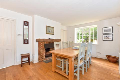 3 bedroom cottage for sale, Chichester, West Sussex