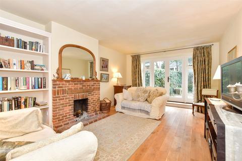 3 bedroom cottage for sale, Chichester, West Sussex