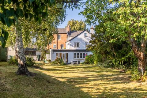 3 bedroom detached house for sale, London Road, Cheltenham, GL52