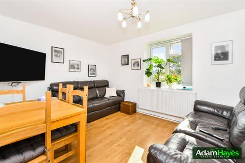 2 bedroom apartment for sale, Sydney Road, London N10