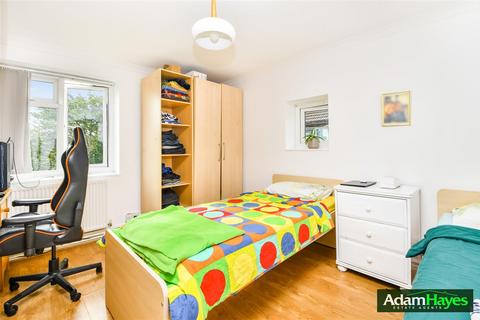 2 bedroom apartment for sale, Sydney Road, London N10