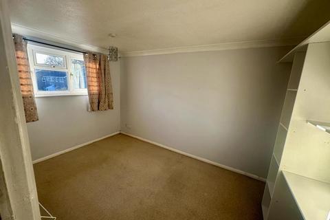 4 bedroom end of terrace house to rent, St. Andrews,  Bracknell,  RG12