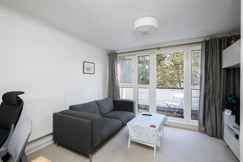 1 bedroom flat for sale, Kersfield Road, London