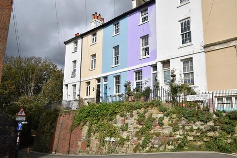 2 bedroom terraced house to rent, Castle Hill Road, Hastings TN34