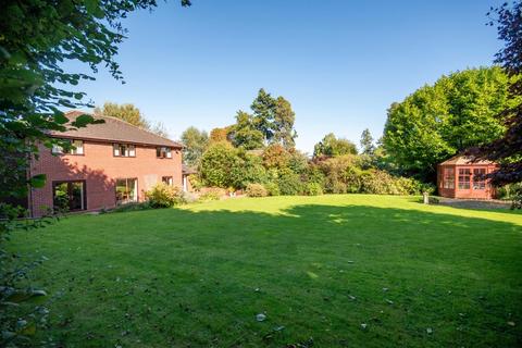 5 bedroom detached house for sale, Watkin Drive, Oswestry, SY11