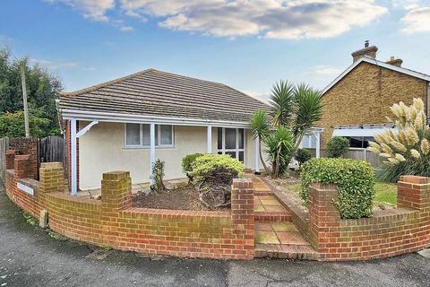 4 bedroom chalet for sale, Sea Street, Herne Bay, CT6 8QY