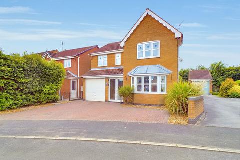 4 bedroom detached house for sale, Kynance Close, Alfreton DE55