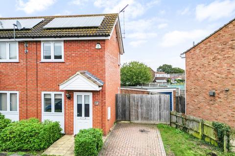 1 bedroom semi-detached house for sale, Lupin Drive, Chelmsford