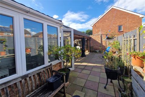 3 bedroom terraced house for sale, Middle Park Way, Havant, Hampshire, PO9