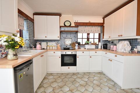 3 bedroom semi-detached house for sale, Templecombe, Somerset BA8