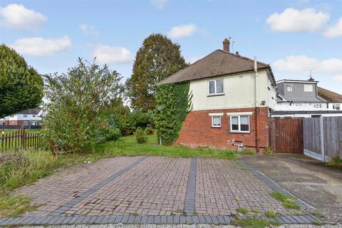 3 bedroom semi-detached house for sale, Kent Avenue, Maidstone, Kent