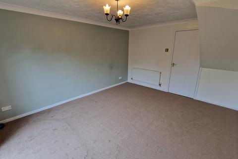 2 bedroom townhouse to rent, Taverners Road, Leicester LE4