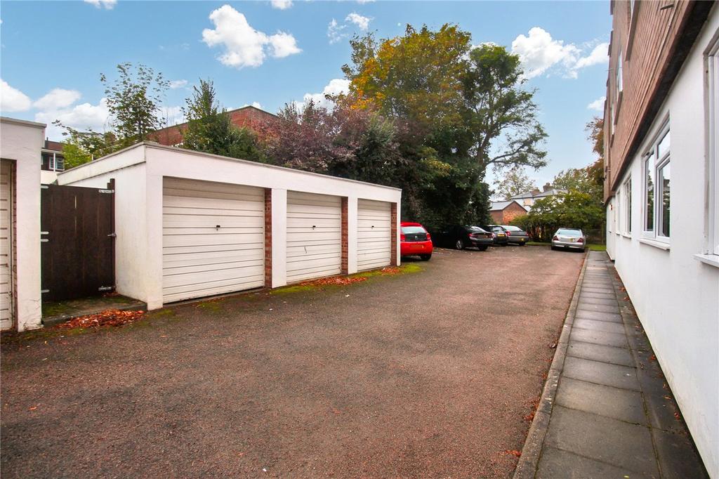 En Bloc Garage