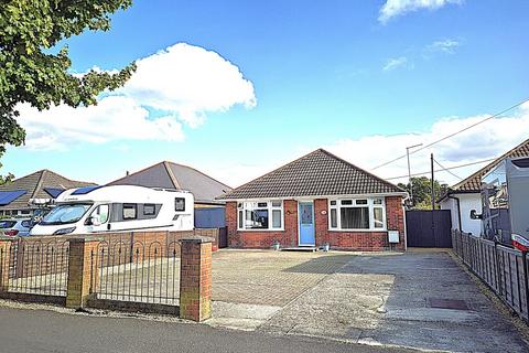 3 bedroom detached bungalow for sale, Salisbury Road, Southampton SO40