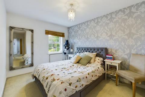38 Burcote Fields, Towcester, NN12 6TH