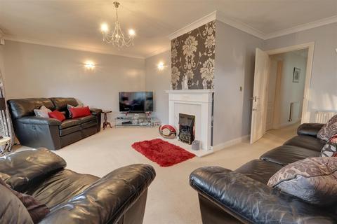 4 bedroom detached bungalow for sale, Lady Downe Close, Upton St. Leonards, Gloucester