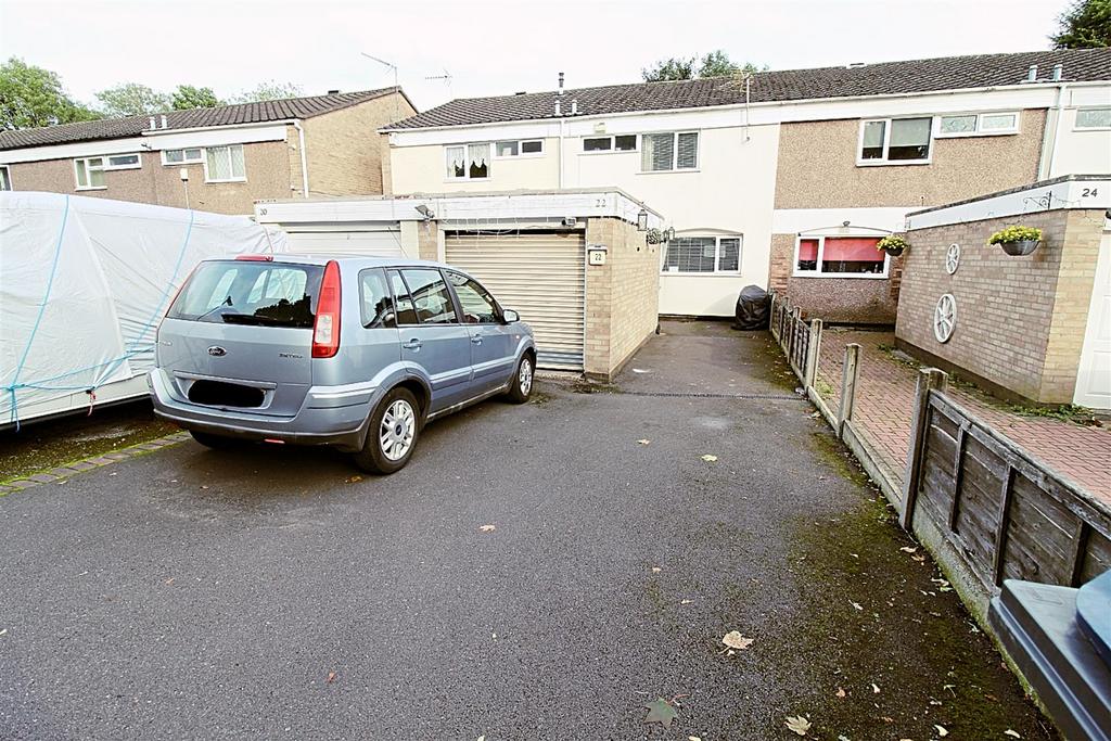 Front Garden/Driveway