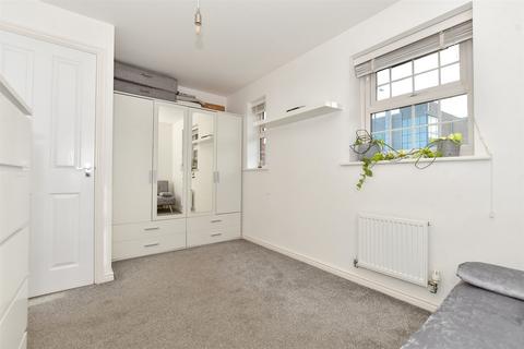 3 Bishop Close, Margate, CT9 4FP