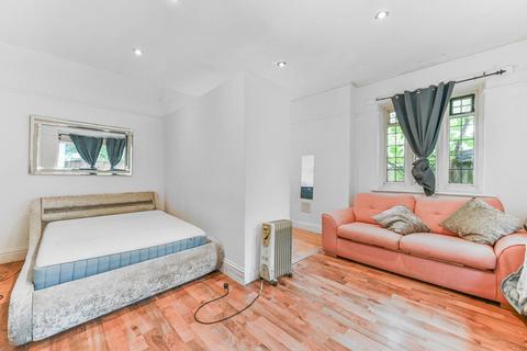 Studio for sale, St. Augustine's Avenue, South Croydon, CR2