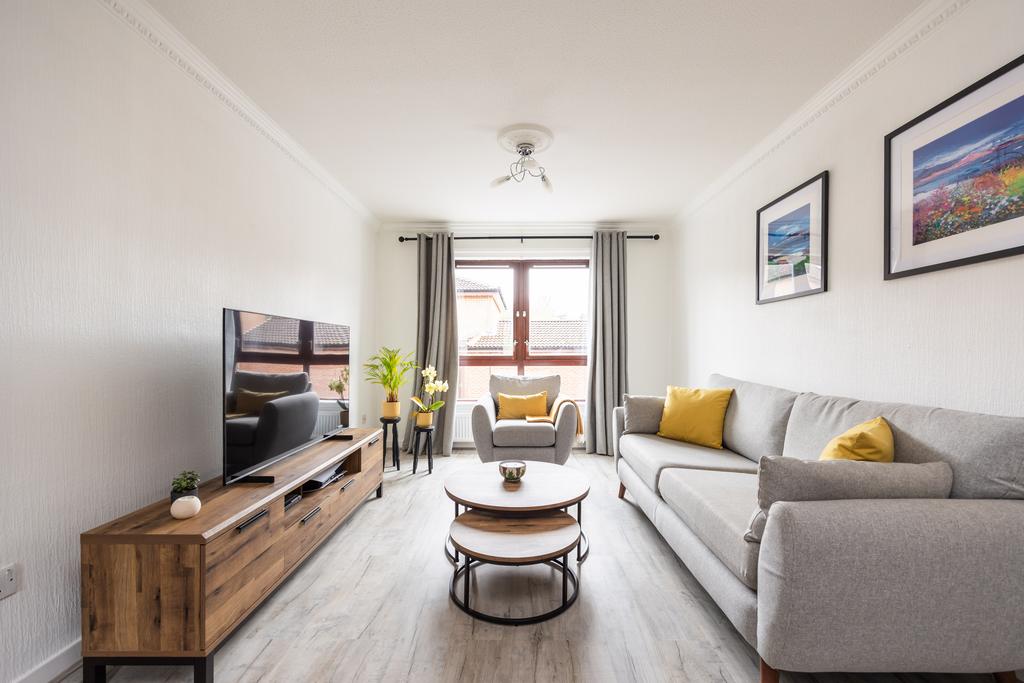 South Beechwood, Edinburgh EH12 2 bed ground floor flat for sale £220,000