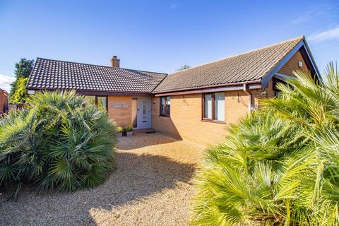 4 bedroom detached bungalow for sale, Brickley Lane, Ingoldisthorpe, King's Lynn, Norfolk, PE31