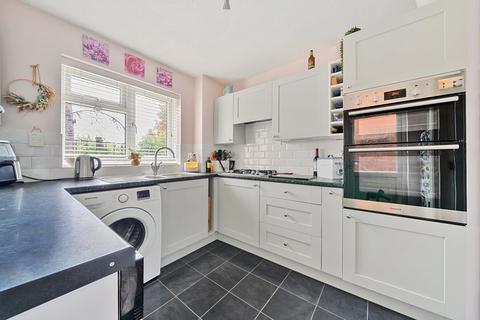 13 Cedar Drive, Sutton At Hone, Dartford, DA4 9EW