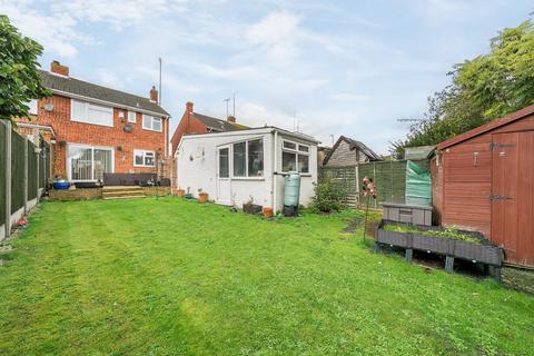 13 Cedar Drive, Sutton At Hone, Dartford, DA4 9EW