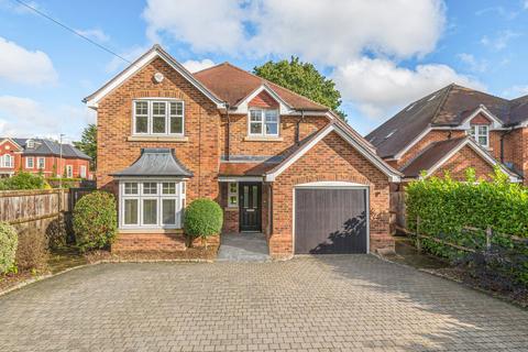 4 bedroom detached house for sale, Pipers Close, Cobham, KT11