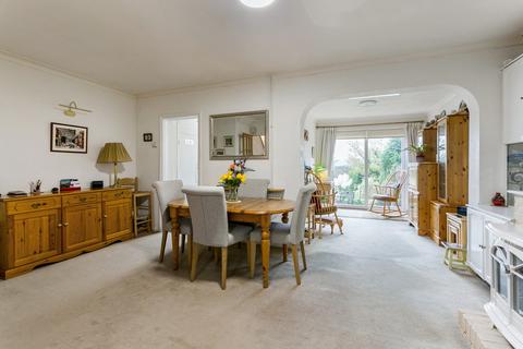 28 Barnhill Road, Marlow, SL7 3EY