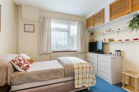 28 Barnhill Road, Marlow, SL7 3EY