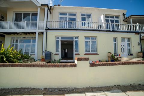 2 bedroom apartment for sale, The Marina, Deal CT14