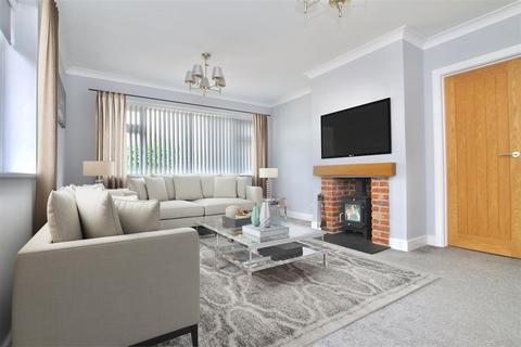 30 Sleaford Road, Cranwell Village, Sleaford, NG34 8BY