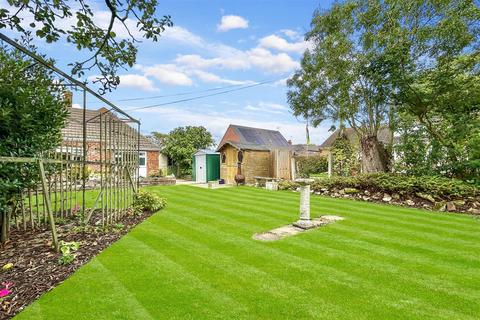 30 Sleaford Road, Cranwell Village, Sleaford, NG34 8BY