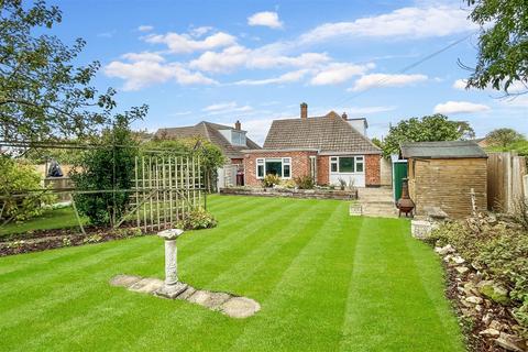 30 Sleaford Road, Cranwell Village, Sleaford, NG34 8BY