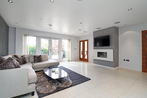 5 bedroom detached house for sale, Rappax Road, Hale