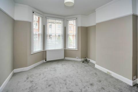 1 bedroom flat to rent, Richmond, Garden Flat.