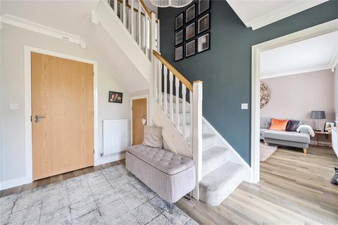 28 River Walk, Fetcham, Leatherhead, KT22 9FF