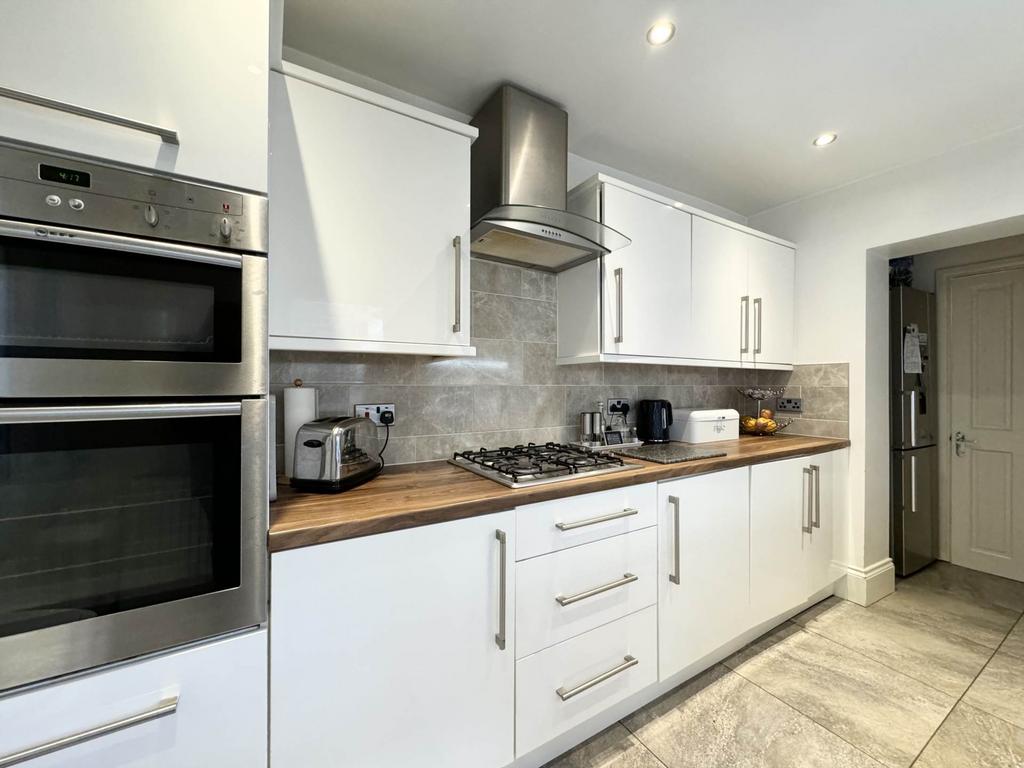 Windleshaw Road, Dentons Green 2 bed terraced house for sale £170,000