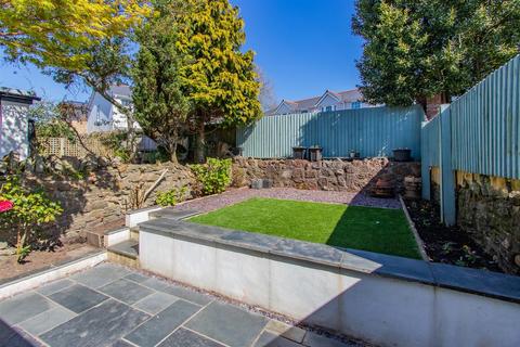 86 Llanfair Road, Cardiff, CF11 9QA