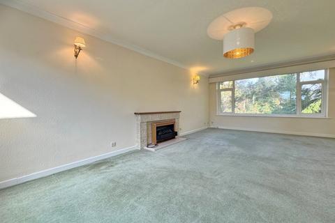 3 bedroom flat to rent, Westbourne