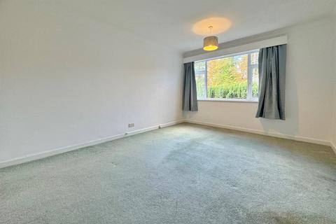 3 bedroom flat to rent, Westbourne