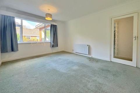 3 bedroom flat to rent, Westbourne