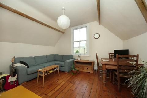 1 bedroom flat for sale, Woodville Gardens, W5