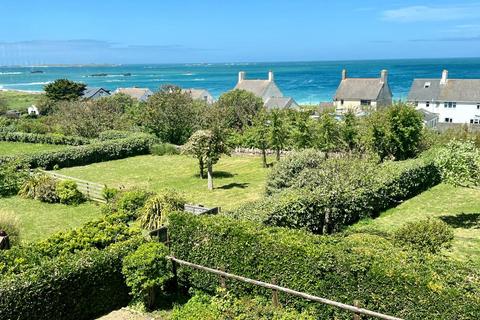 3 bedroom detached house for sale, Route de Picaterre, Alderney